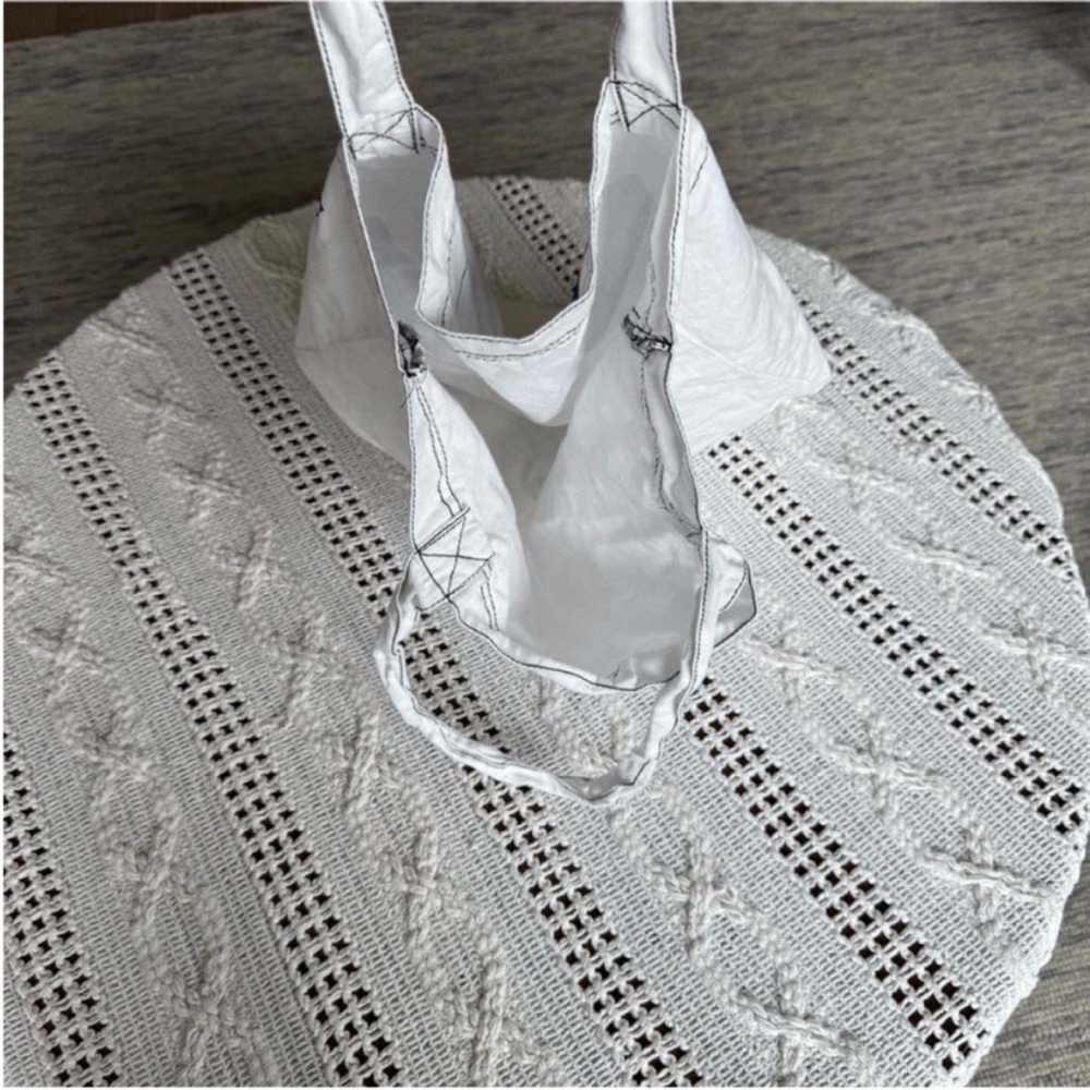 Isabel Marant Blue and White Graphic Tote - Picture 6 of 15